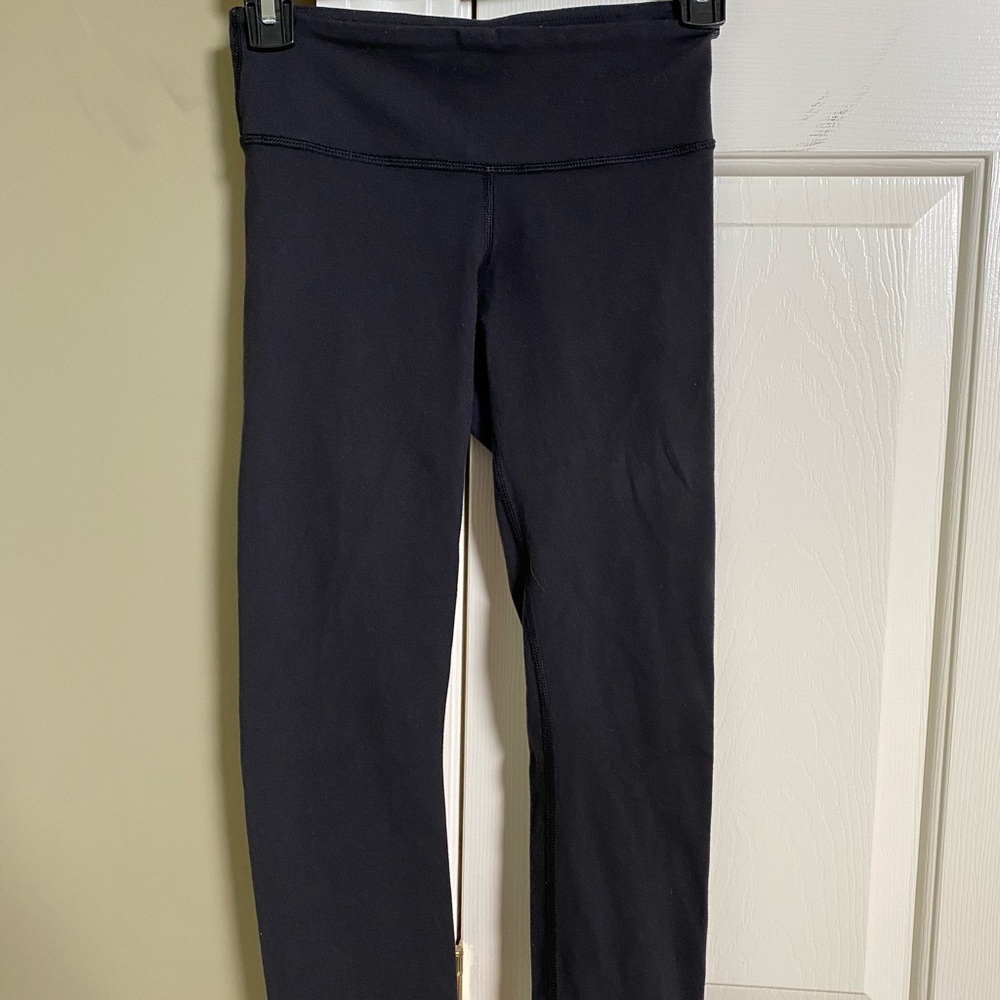 Wunder under lululemon leggings